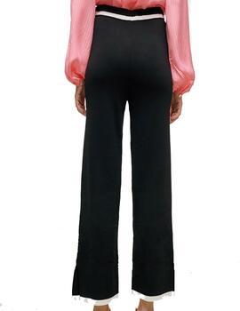 PANTALÓN LOLA CASADEMUNT PUNTO ROMA DETALLE