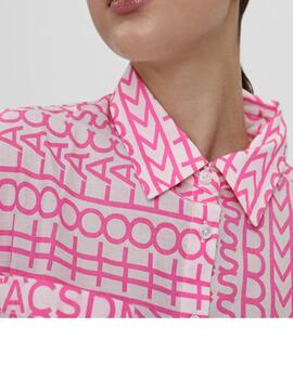 Camisa Lola Casademunt logos letras fucsia flúor