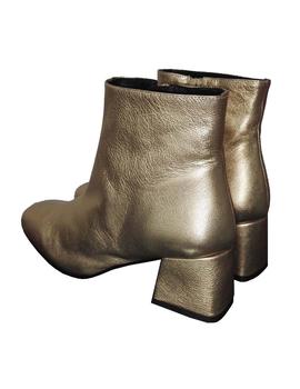 BOTIN PIEL DORADO