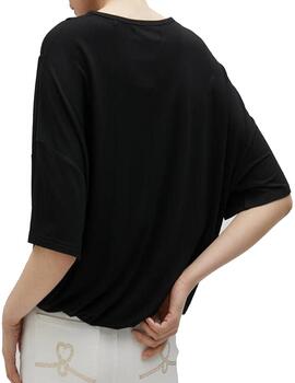 Camiseta Lola Casademunt nudo bajo negra