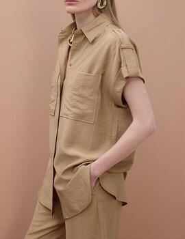 Camisa Lola Casademunt larga manga caida camel