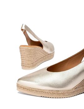 Zapatilla Unisa piel plata punta fina