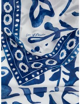 Blusa Lion Of Porches estampada floral azulón