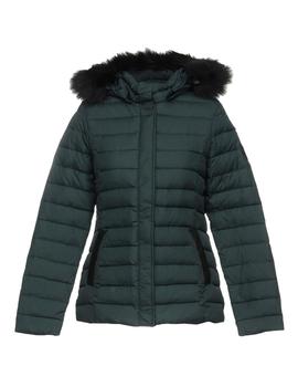 PARKA VERDE CON PELO CAPUCHA