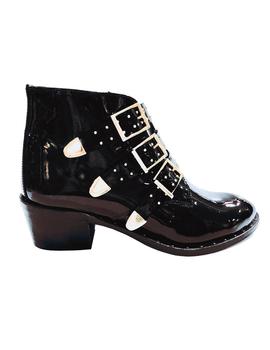 BOTIN CHAROL CON TACHUELAS -3 HEBILLAS