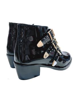 BOTIN CHAROL CON TACHUELAS -3 HEBILLAS