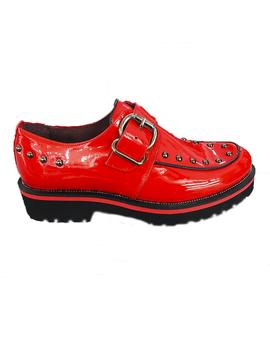 ZAPATO VITELO CON TACHUELAS CHAROL ROJO