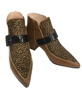 BOTÍN PIEL CAMEL COMBINADO CON PRINT
