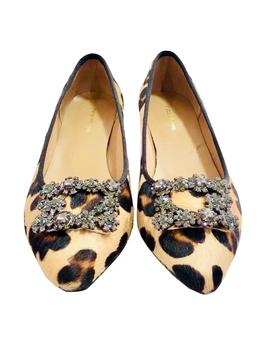 ZAPATO EN PELO ANIMAL PRINT CON APLIQUE JOYA