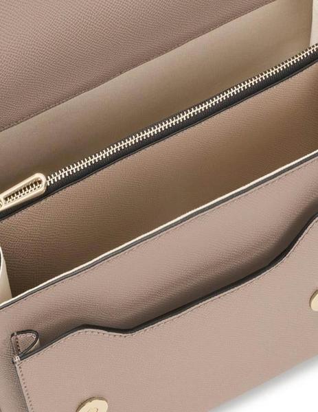 Gallery a03582 n6oqjqt3