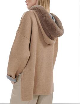 JERSEY  LOLA CASADEMUNT OVERSIZE CON CAPUCHA